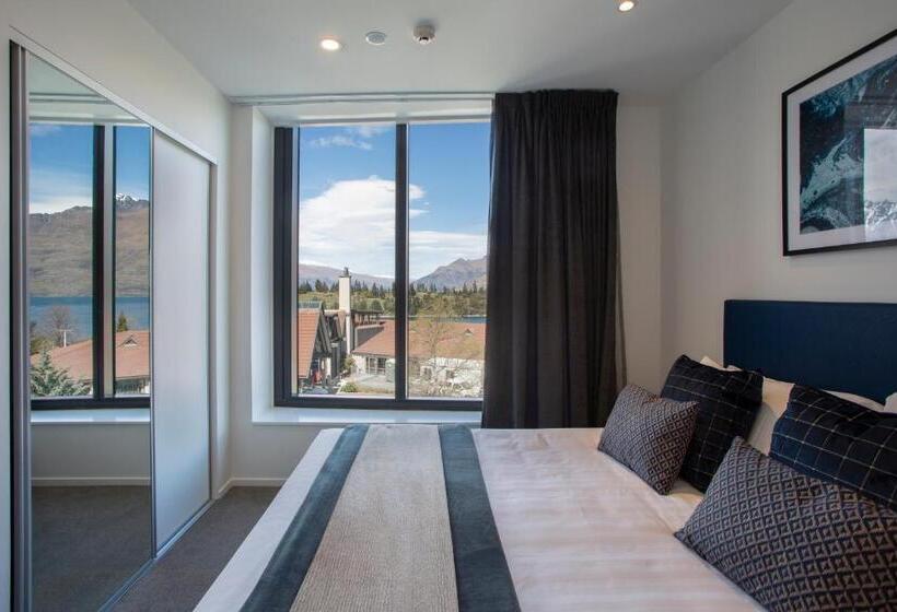Номер Стандарт Вид на Озеро, Ramada By Wyndham Queenstown Central