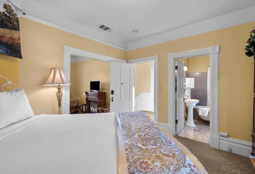 Номер Deluxe, Hennessey House Bed And Breakfast
