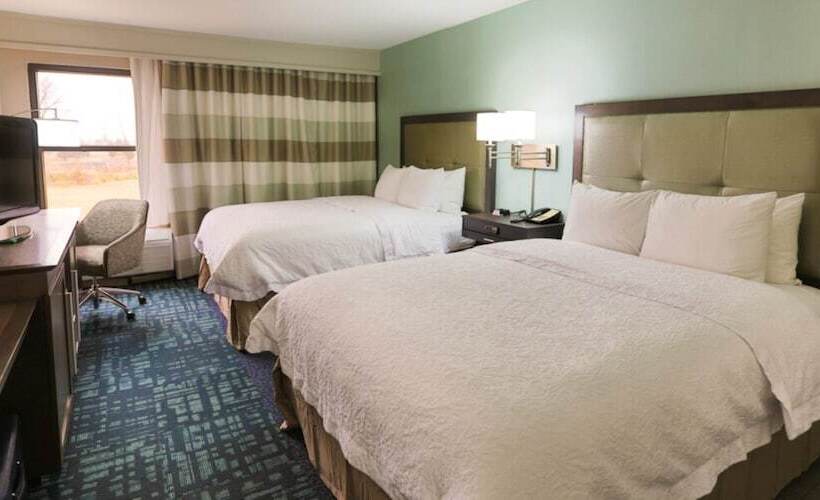 Standard Szoba, Hampton Inn & Suites Nashvilleairport