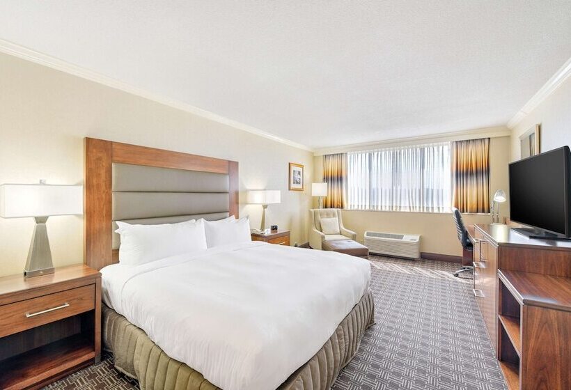Номер Стандарт Адаптированный для Инвалидов, Hilton Arlington National Landing