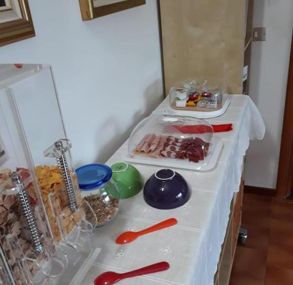 Номер Стандарт Вид на Сад, Bed & Breakfast Il Bolentino Varenna