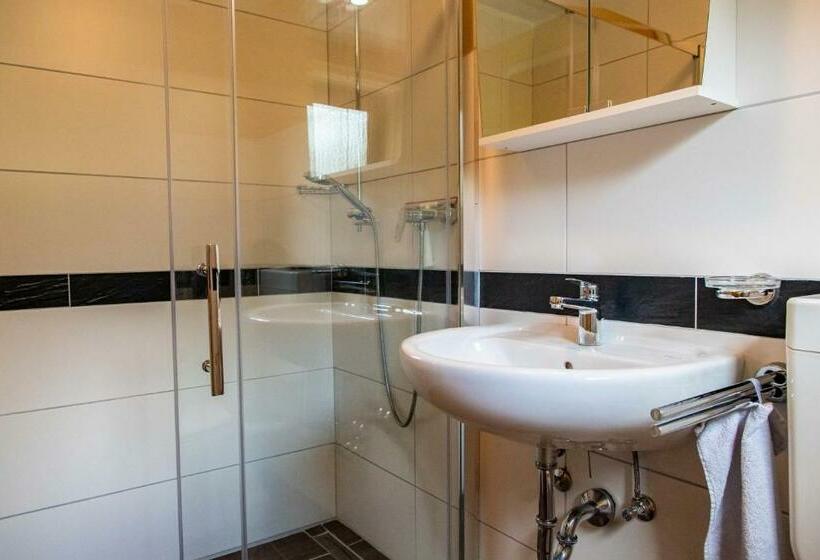 Студия Deluxe, Stuub Simonswinkel