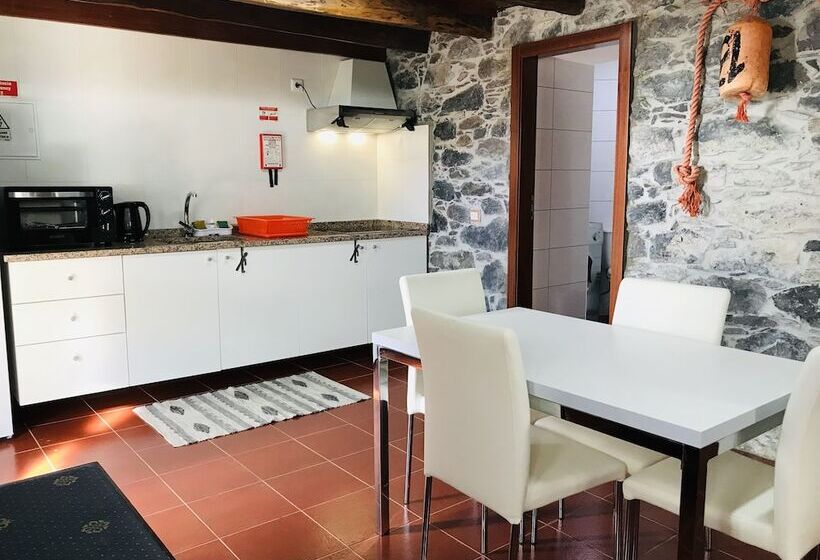 Дом 1 Спальня, Casa Do Lugar Da Ribeira By Madeira Al