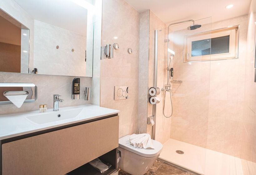 Номер Стандарт с Террасой, My Home Hotel   Free Parking