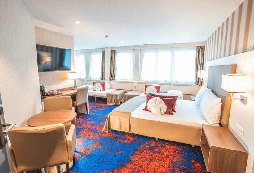 Семейный Номер, My Home Hotel   Free Parking