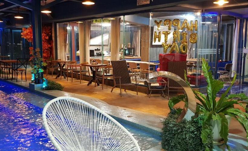 标准间休息室, Bluetel Re Sidence Bangkok Impact   1 Time Drop Off Service To Impact