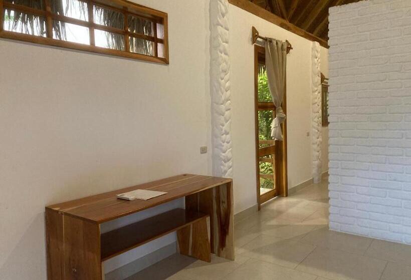 Вилла 2 Спальни, La Costa International