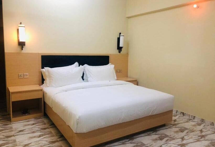 ２ベッドルームアパートメント, Season Inn