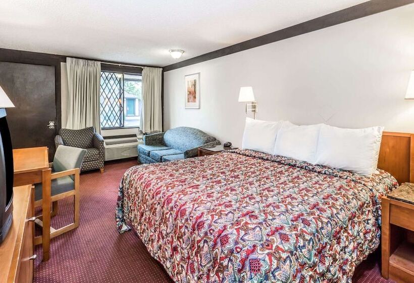 Люкс с гидромассажем, Knights Inn Racine