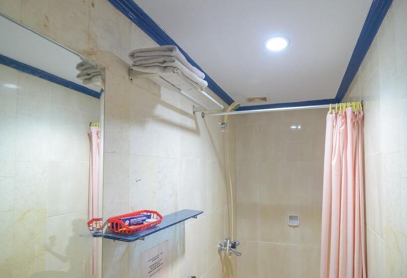 豪华房间, Reddoorz Near Tugu Naga Singkawang
