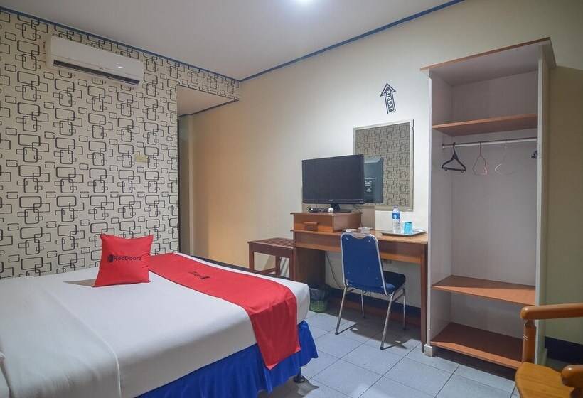 豪华房间, Reddoorz Near Tugu Naga Singkawang