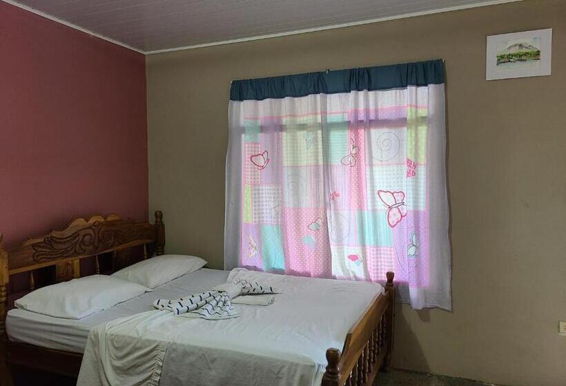 스탠다드 트리플 룸, Sophie House