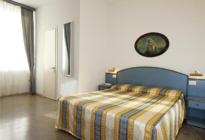 Номер Стандарт Трехместный, Villa Centa