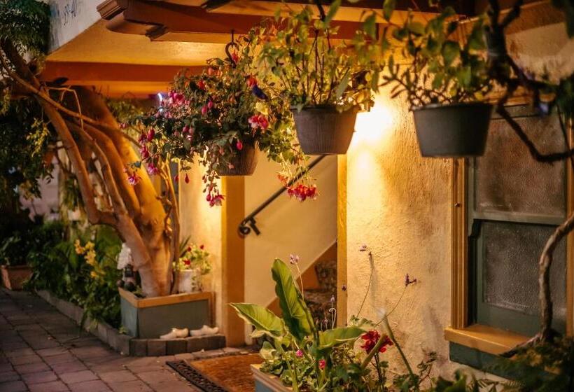 اتاق استاندارد اینتریور, Marina Motel