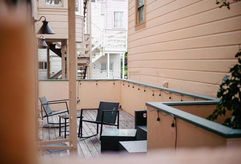 اتاق استاندارد اینتریور, Marina Motel