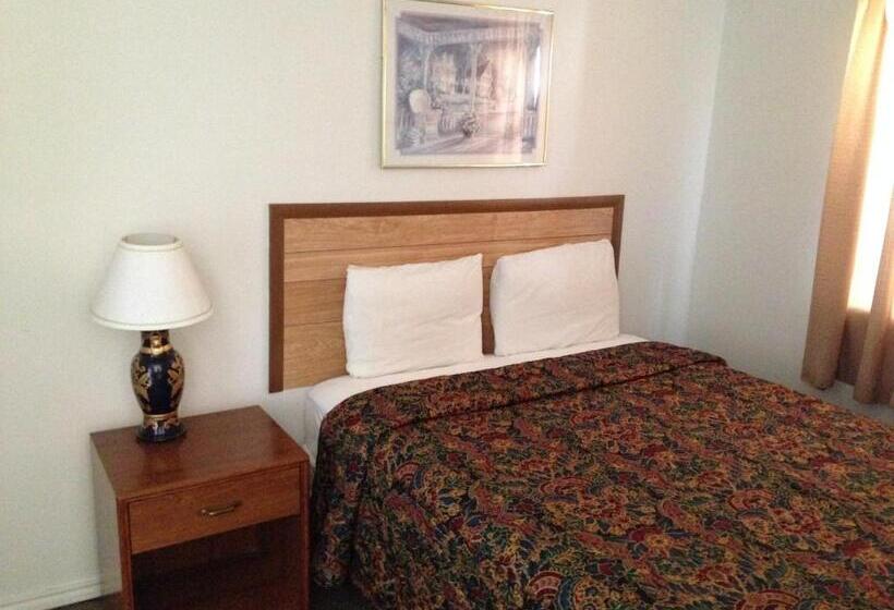 Номер Стандарт, Mayo Inn