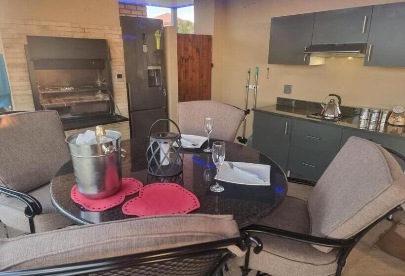 자쿠지 스위트, Weston Guest House Krugersdorp