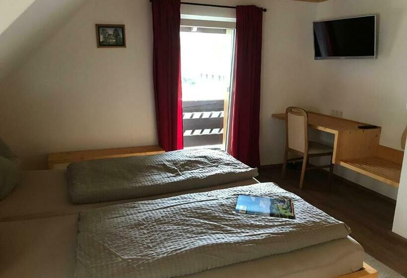 Номер Стандарт с Балконом, Pension Hofeck