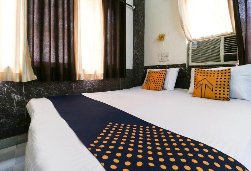 Classic 3 Pers. Værelse, Spot On 65859 Prayag Guest House
