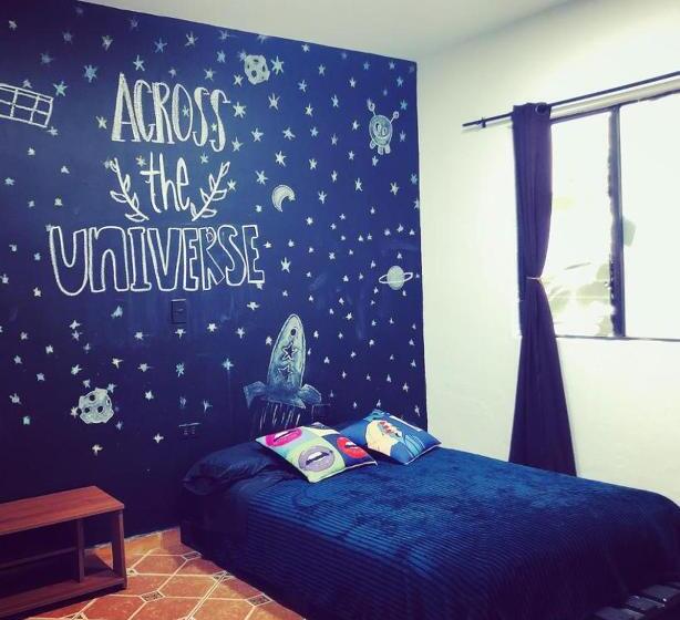 Номер Economy, Casa Egos Pop Laureles