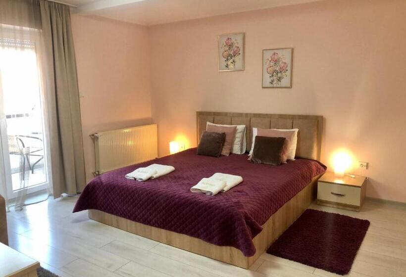 豪华三人间, Alenso Guesthouse