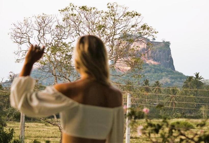 Семейный Номер, Royal Rock Sigiriya