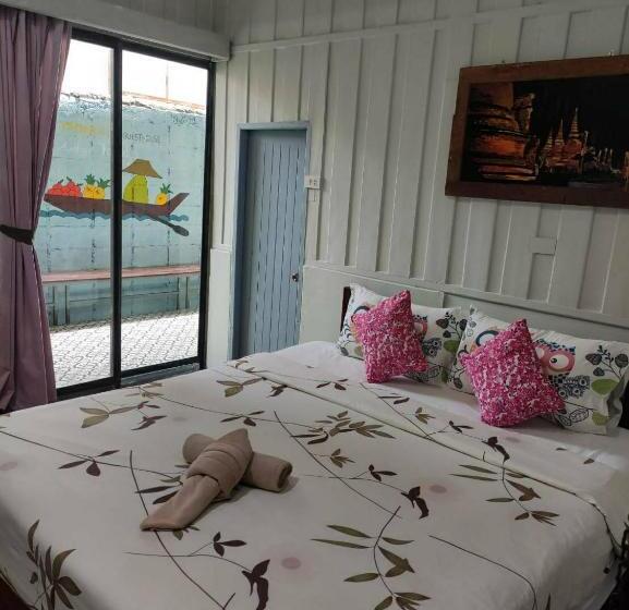 スタンダードルーム, Tamarind Guesthouse