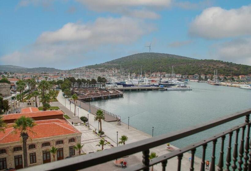 Семейный Номер Боковой Вид на Море, Ertan Otel