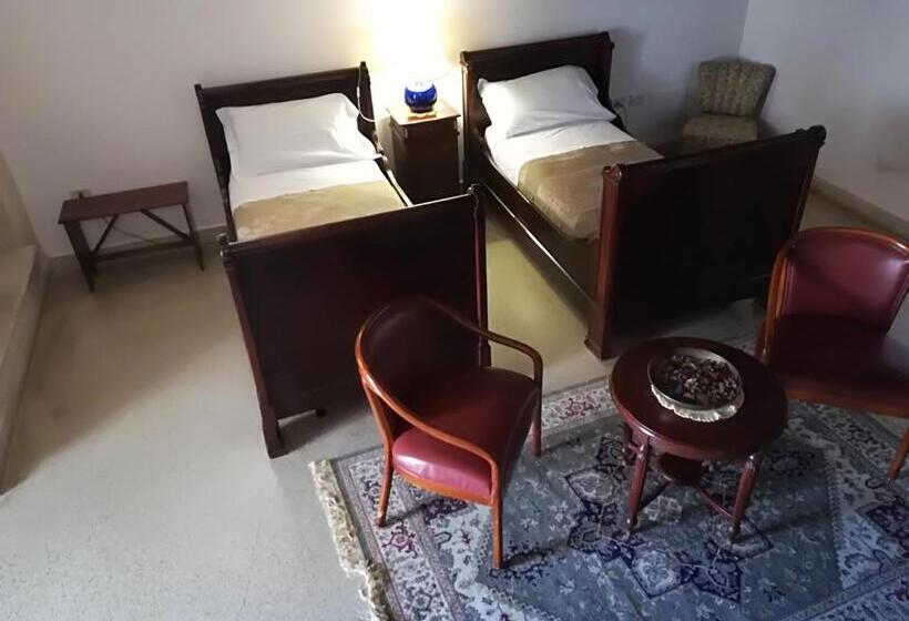 Четырехместный Номер Стандарт Вид на Сад, Agriturismo Torrevecchia