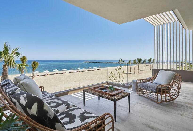 キングサイズベッドのスタンダードルーム, Four Seasons Resort Los Cabos