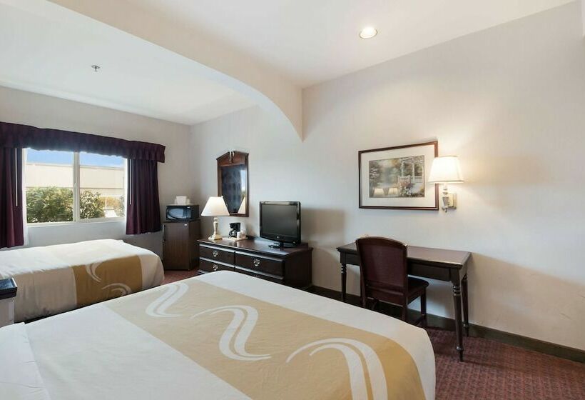 スイート, Quality Inn Grand Suites Bellingham
