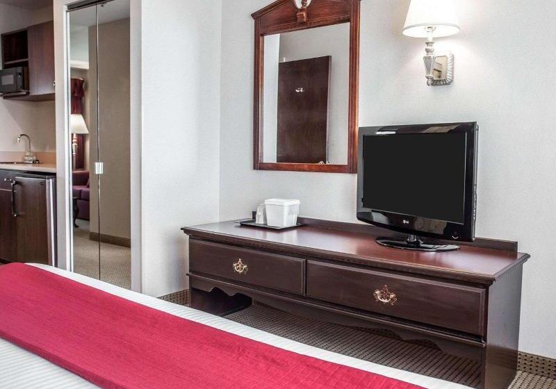 キングサイズベッドのスイートルーム, Quality Inn Grand Suites Bellingham