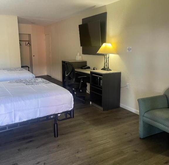 스탠다드 룸, Bourbon Capital Inn