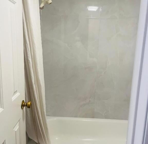 스탠다드 룸, Bourbon Capital Inn