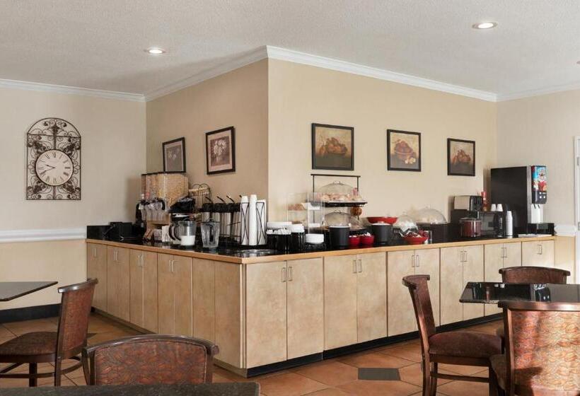 Номер Стандарт Адаптированный для Инвалидов, Ramada By Wyndham Elizabethtown