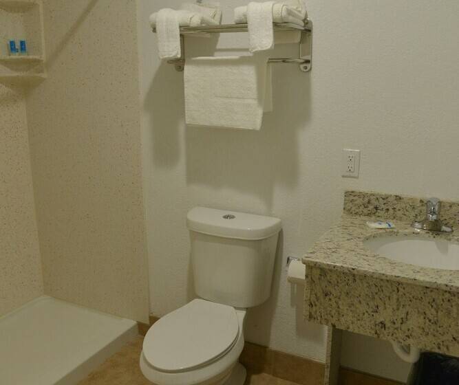 سوییت, Rodeway Inn & Suites Winter Haven Chain Of Lakes