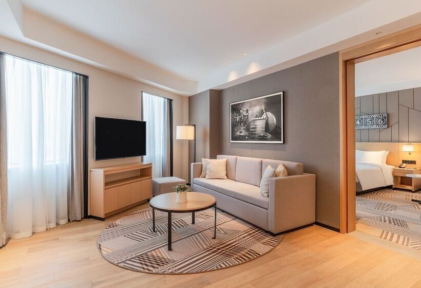 Люкс, Hyatt Place Changchun Jingyue