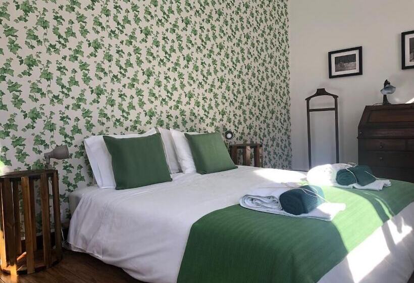 Deluxe room with river view, Quinta Da Travessa   Douro