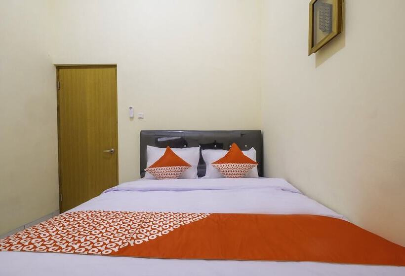Номер Deluxe, Siliwangi Guest House Syariah Tasikmalaya Mitra Reddoorz