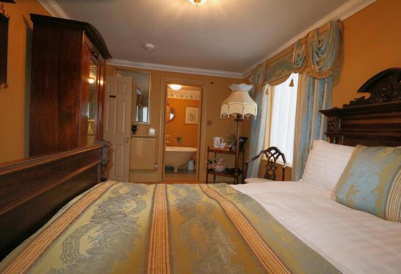 חדר דלוקס, Ebenezer S Place