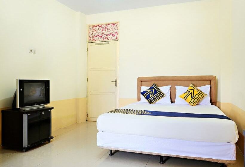 Номер Стандарт, Spot On 2610 Zn Guest House