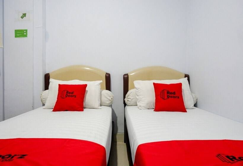 스탠다드 룸, Reddoorz @ Hotel Bravo Pantai Kamali Bau Bau
