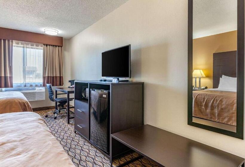 Номер Стандарт 2 Двуспальные Кровати, Quality Inn New London