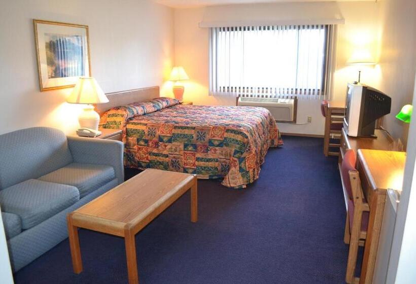 Стандартный Номер Кровать Кинг, Sky Lodge Inn & Suites  Delavan
