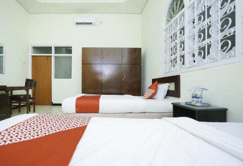 Номер Deluxe, Oyo 2004 Penginapan Bidara Syariah