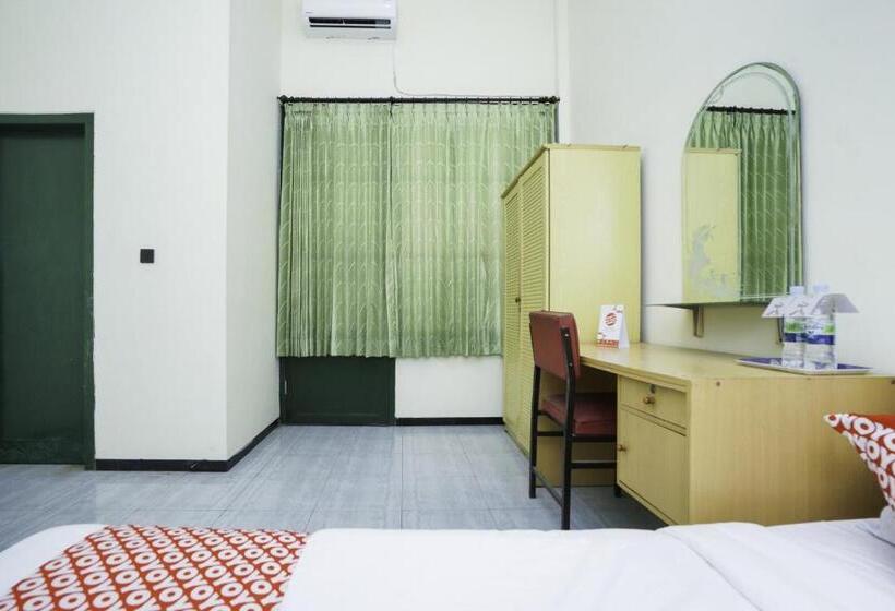 Номер Deluxe, Oyo 2004 Penginapan Bidara Syariah
