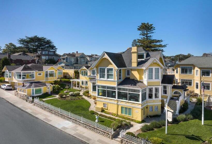 디럭스 룸 킹사이즈 침대, Seven Gables Inn On Monterey Bay, A Kirkwood Collection