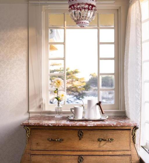 디럭스 룸, Seven Gables Inn On Monterey Bay, A Kirkwood Collection