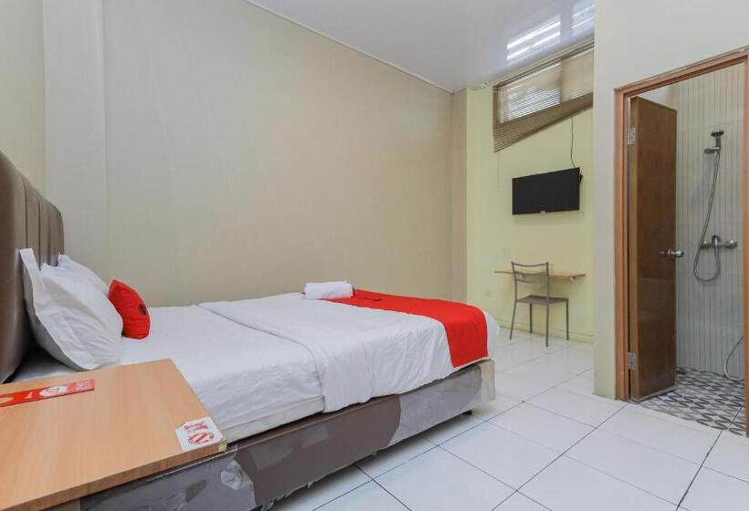 اتاق لوکس, Reddoorz Near Bg Junction Surabaya