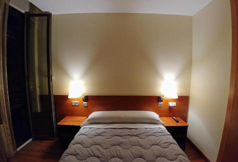חדר סטנדרט יחיד, Hostal Prada Borges